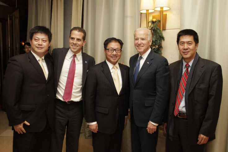 Hunter Biden Poses With Some Chinese Together With his Father