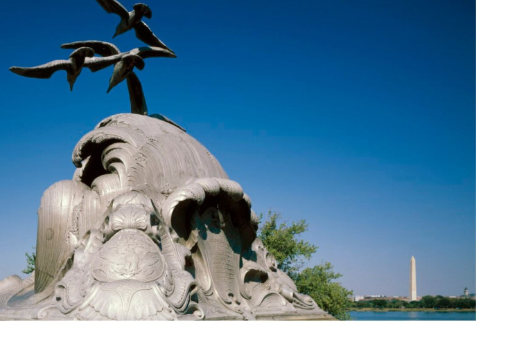 Monument at Lady Bird Park