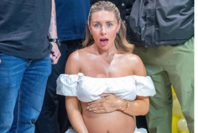 Bonnie Blue pregnancy photo