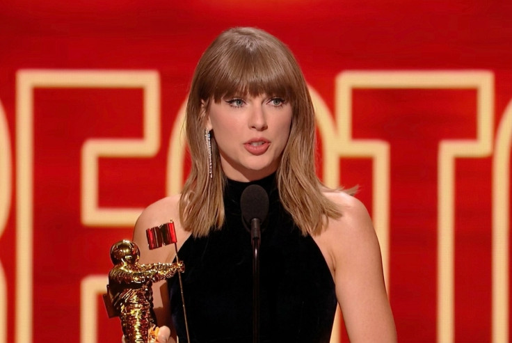 TAYLOR SWIFT