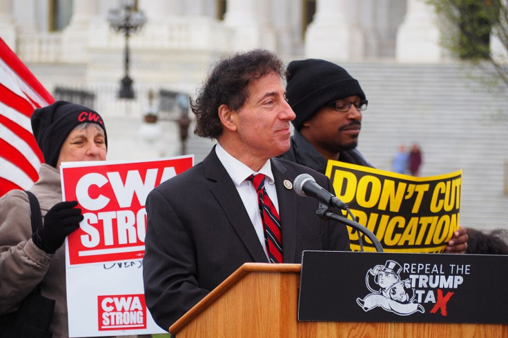 Jamie Raskin at a Rally in Chicago