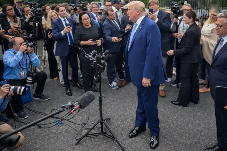 Donald Trump strange stance trump legs trump bizarre legs