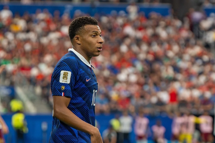 Mbappe portrait in FFF uniform