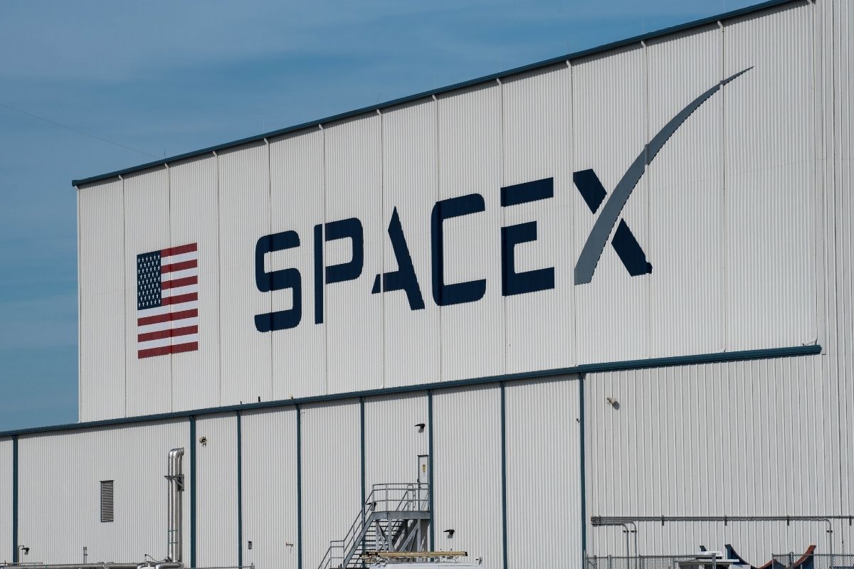 Elon Musk Says 'No More AI' as He Backs Trump's 'Super Intelligence' Push and Plans SpaceXSI Rebrand
