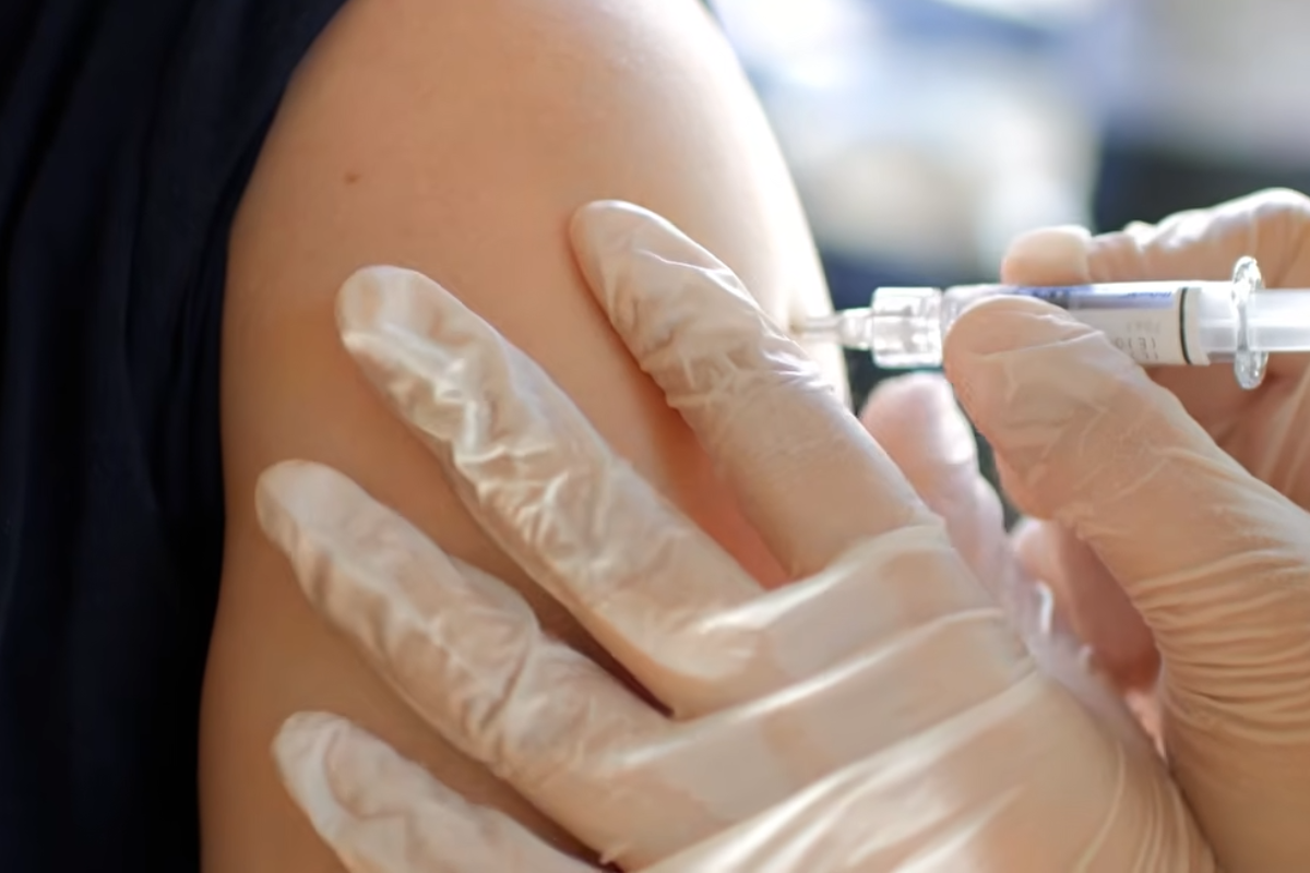 Israel Had a 100% Protective mRNA Plague Vaccine in Mice Before Russian Lab Technician Died