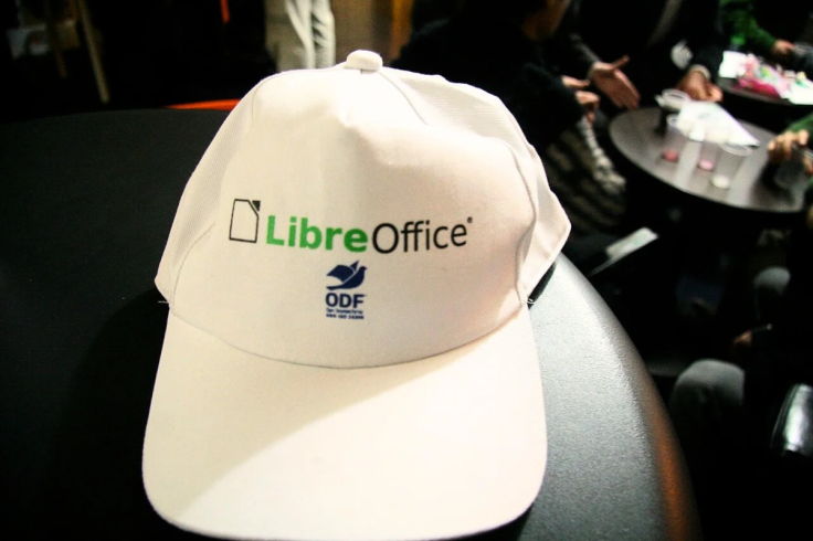A baseball cap with the LibreOffice logo