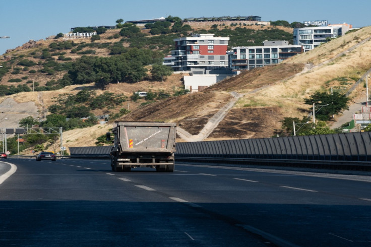 View of a highway and urban landscape in İzmir, Türkiye