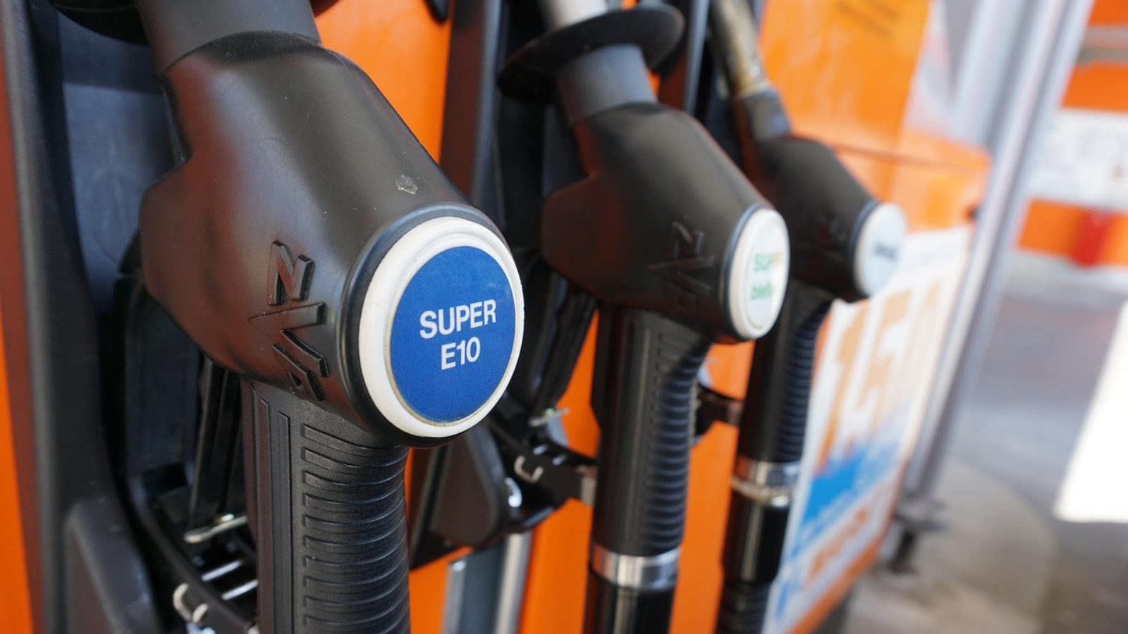 UK Inflation Hits 3.5% as Fuel Costs Squeeze Households Again | IBTimes UK