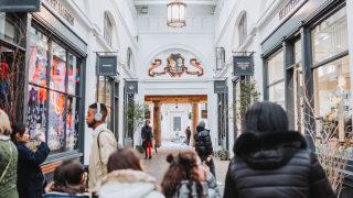 Britain’s Retail Gloom Deepens
