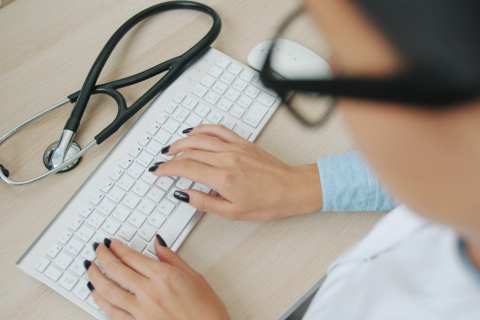 Microsoft claims its new AI diagnoses patients better than doctors