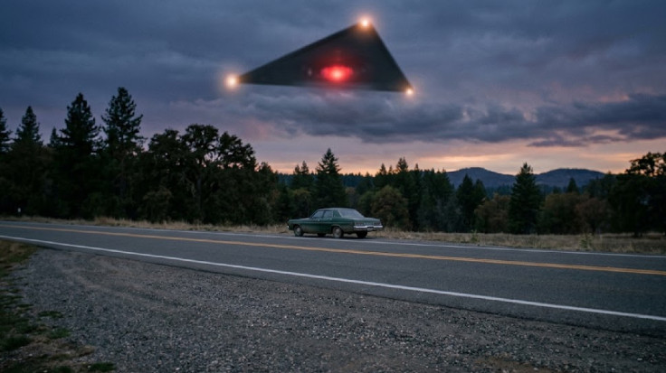 Triangular UFO