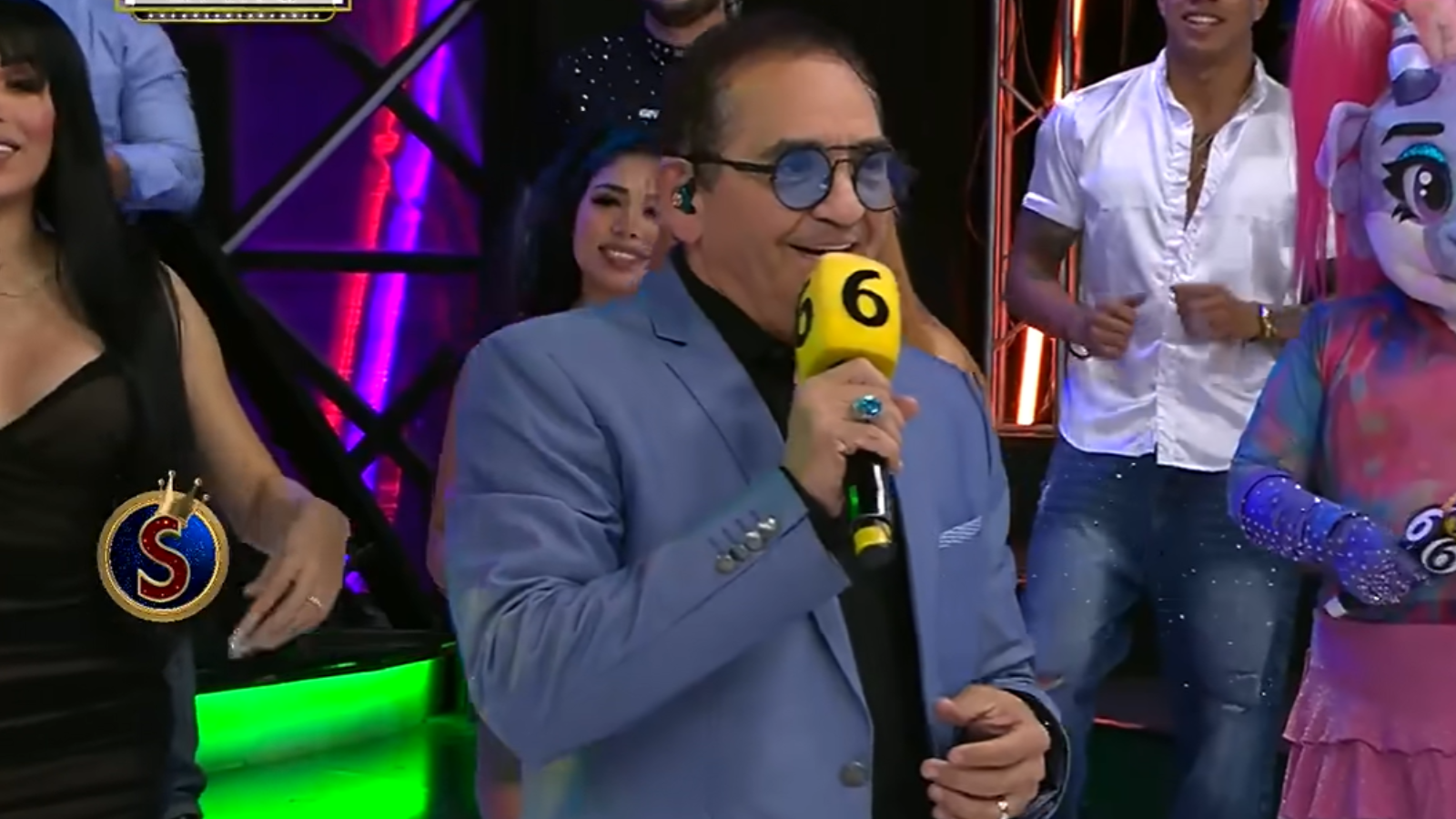 Mexican television presenter Ernesto Chavana