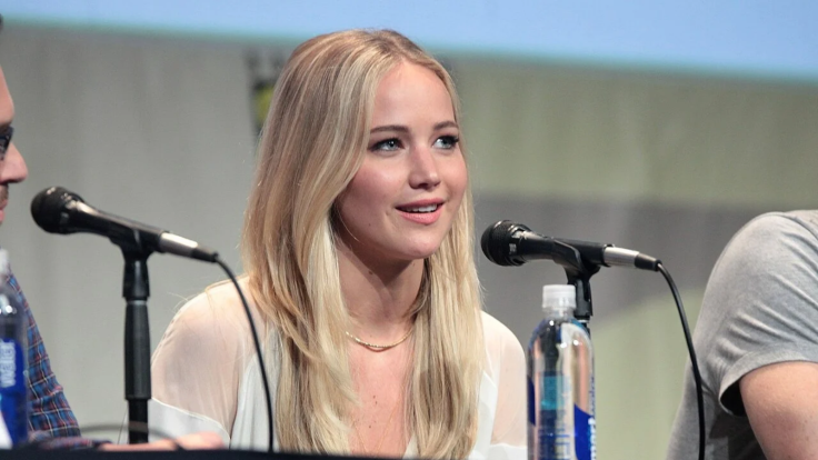 jennifer lawrence hooded eyes unrecognisable