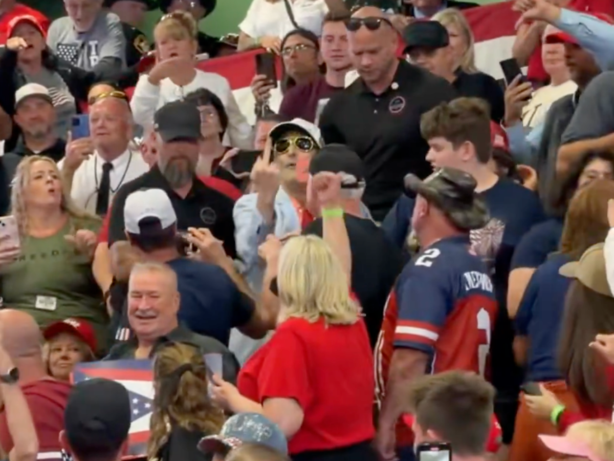 Trump rally heckler