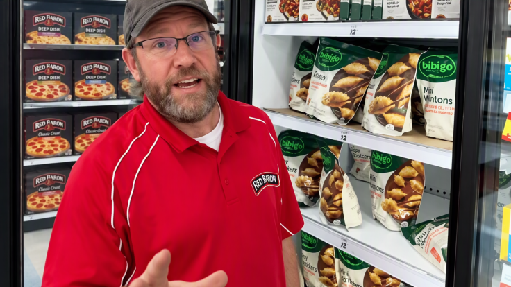 red baron employee pranked by instagram influencer