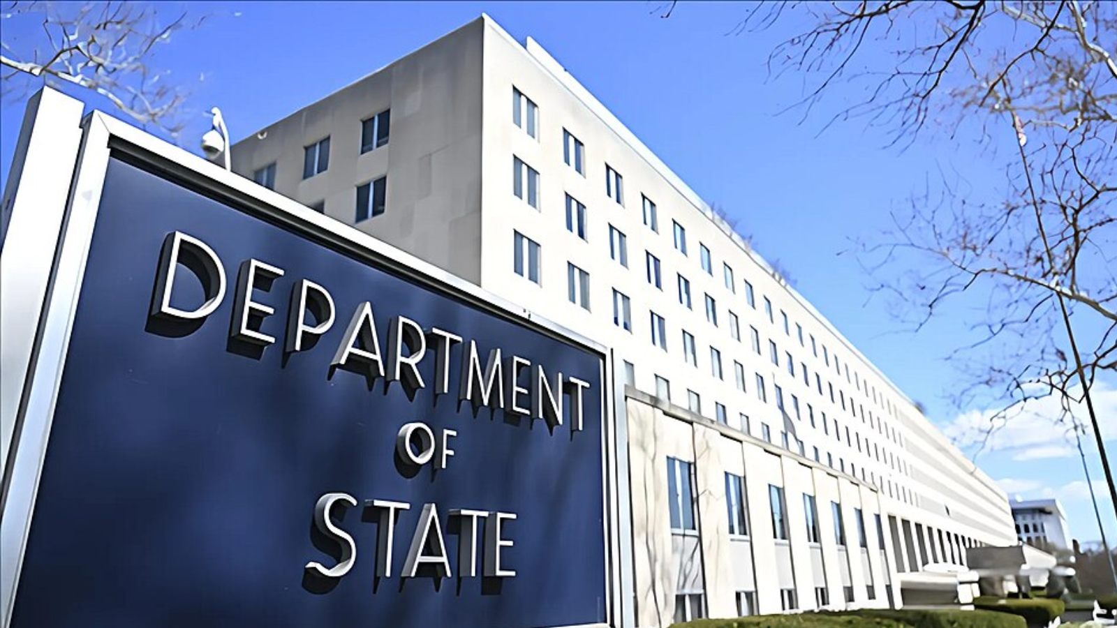 Federal Appeals Court Temporarily Blocks Order Requiring Administration To Reopen Diversity Visa Lottery