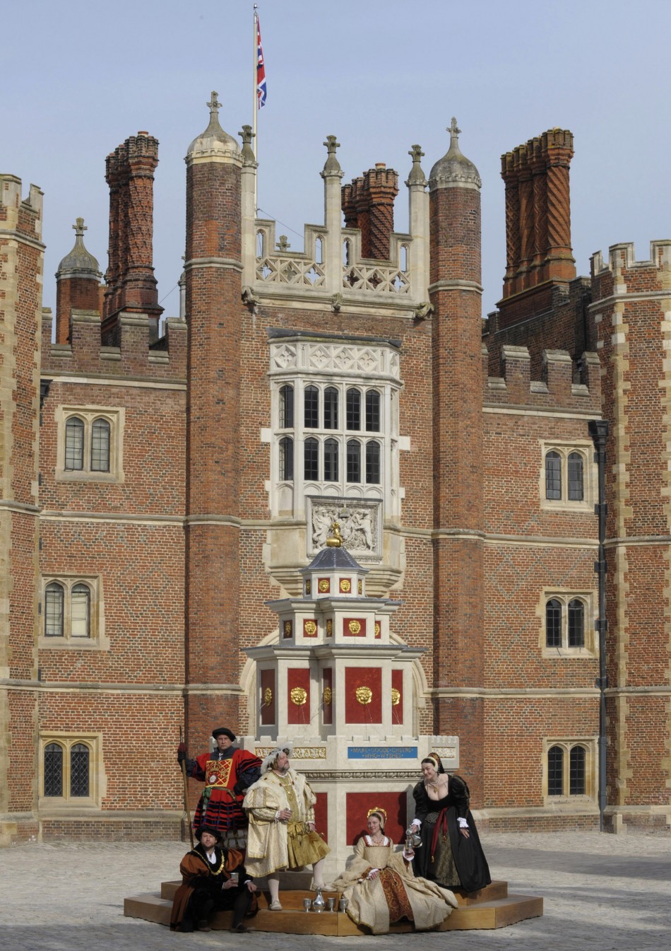 July 27 - Hampton Court of Palace