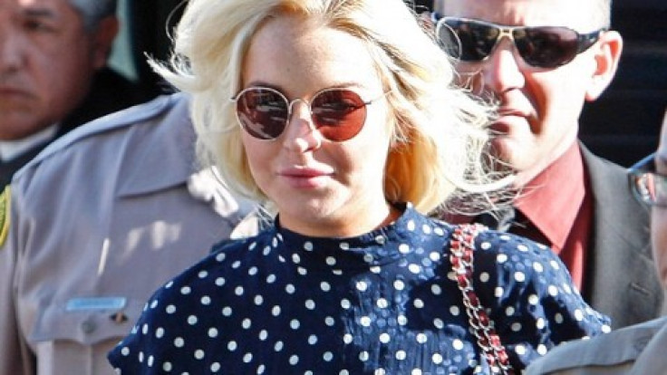 Lindsay Lohan checks into L.A. County jail