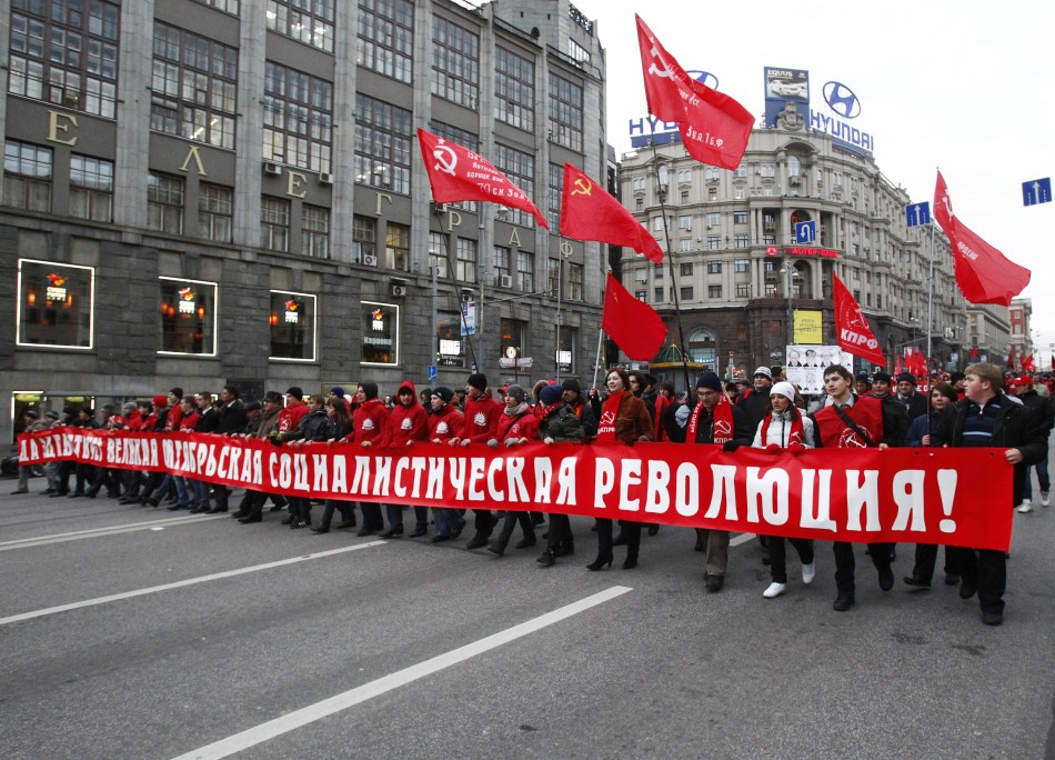 Supporters of Communism assemble in Moscows Red Square