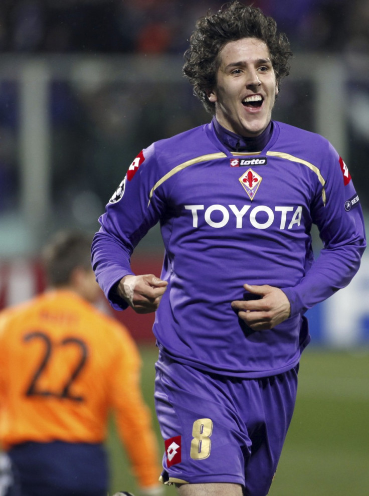 Fiorentina&#039;s Stevan Jovetic celebrates after scoring against Bayern Munich during their Champions League last 16, second leg soccer match in Milan