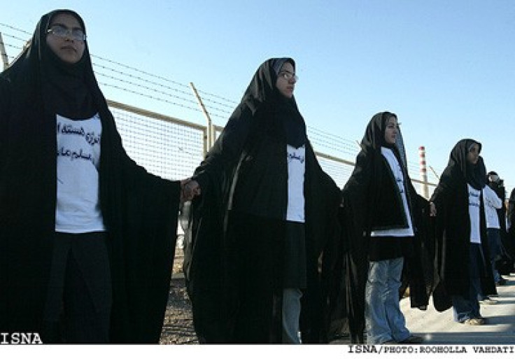 Iranian women form human shield around nuclear plant in Isfahan