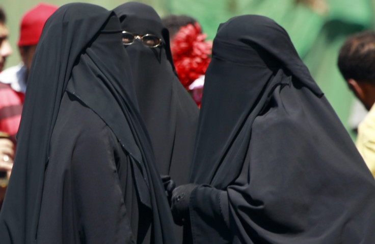 Pakistani Clerics Have Banned Women from Shopping Alone