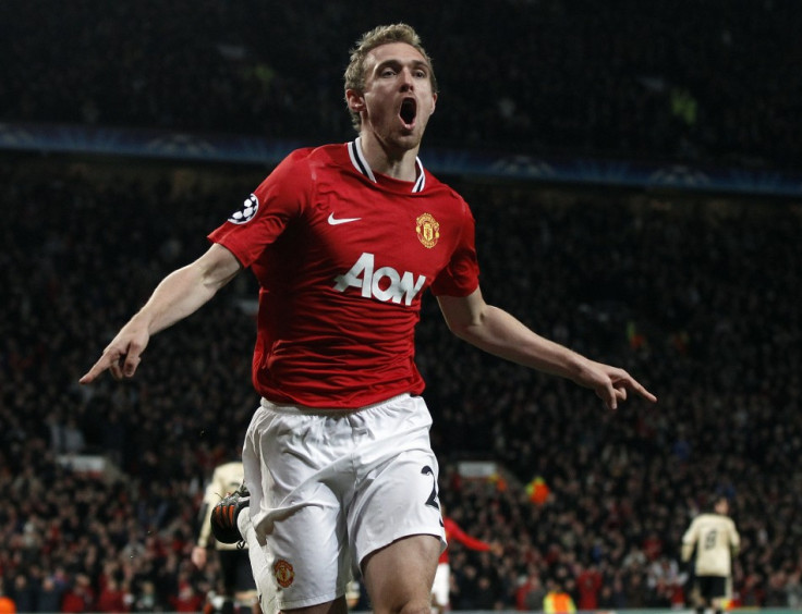 Manchester United&#039;s Fletcher celebrates his goal against Benfica during their Champions League Group C soccer match in Manchester