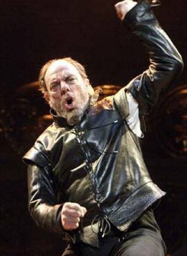Alun Armstrong was a member of the original London cast of Cameron Mackintoshs stage production quotLes Miserablesquot which opened in 1985. He was awarded the Laurence Olivier Theatre Award in 1994 1993 season for Best Actor in a Musical for his p