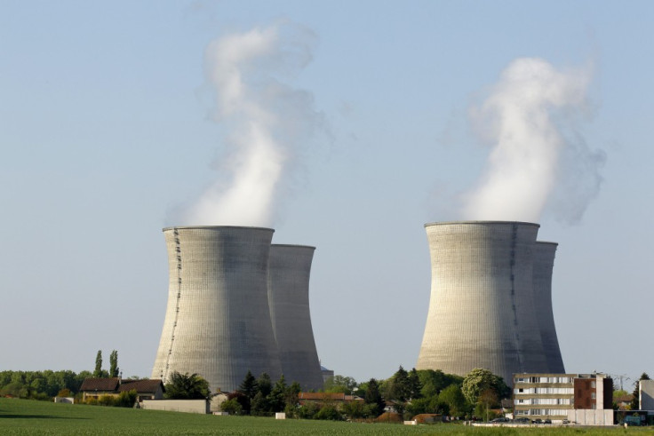 Australia has launched over the weekend its first clean coal carbon capture plant technology in central Queensland, in a bid to lessen the country's mammoth contributions to the world's overall greenhouse gas emissions generated from coal-fired power st