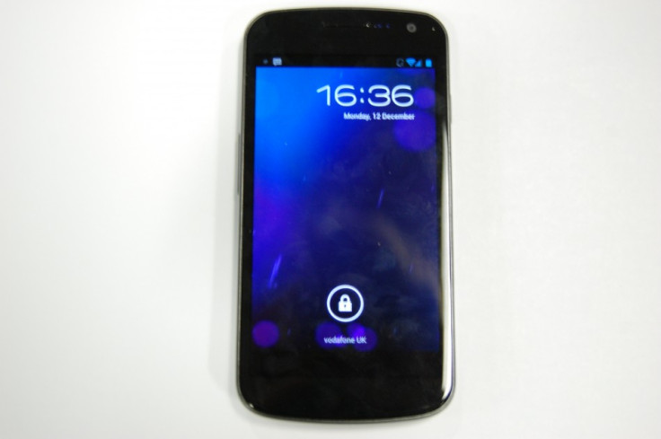 Samsung Galaxy Nexus Review: Ice Scream Sandwich is as Sweet as it Sounds