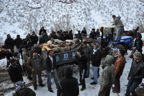 Turkey's air force has killed at least 20 people in raids against suspected Kurdish rebel targets.(Amed Dcle)