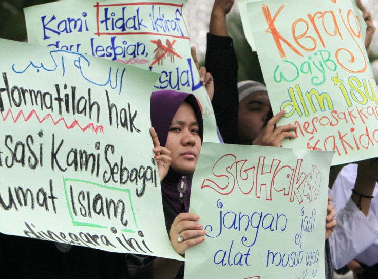 Malaysian Muslims protest against 'sexual independence'