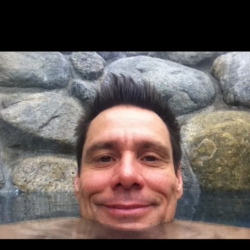 Jim Carrey posts a photo of himself on Twitter