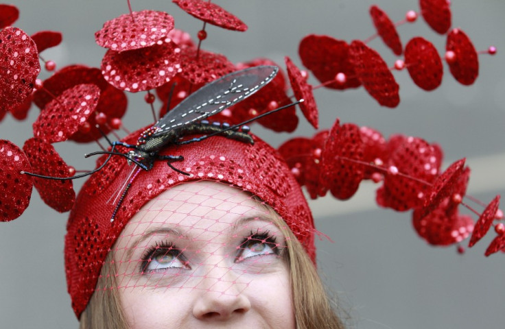 Royal Ascot advice about fashion, tightens dress code for 2012