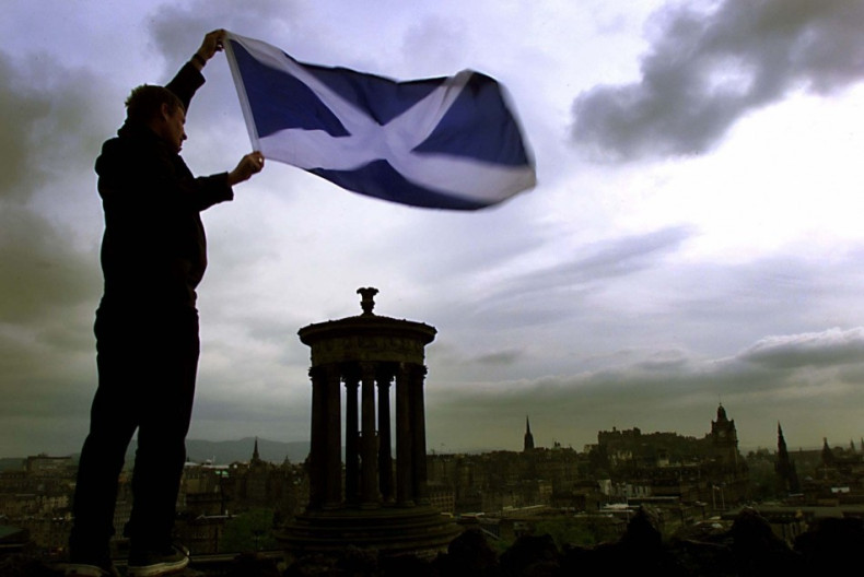 The English are in favour of Scottish independence