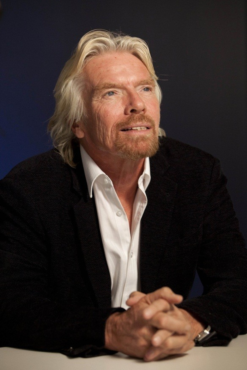 Richard Branson’s Virgin Galactic Gets US FAA Clearance