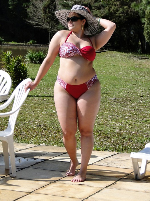 A model wears a red bikini from the  Lehona plus-size collection