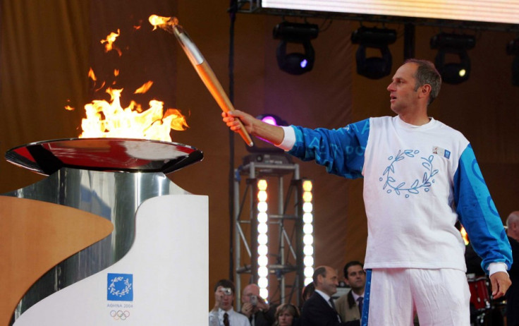 London 2012 Organising Committee Offers Authentic Olympic Torches in Auction