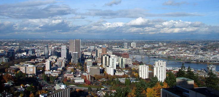 Portland, Oregon: population 583,776