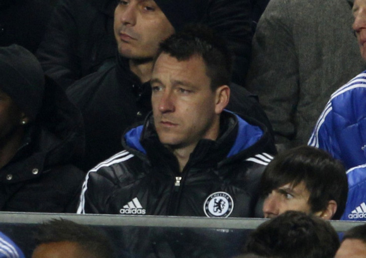 Chelsea&#039;s John Terry watches his team during their English Premier League soccer match against Manchester United at Stamford Bridge in London