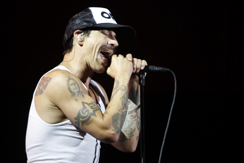 Red Hot Chili Peppers' Anthony Kiedis says 'I'm on the mend&...
