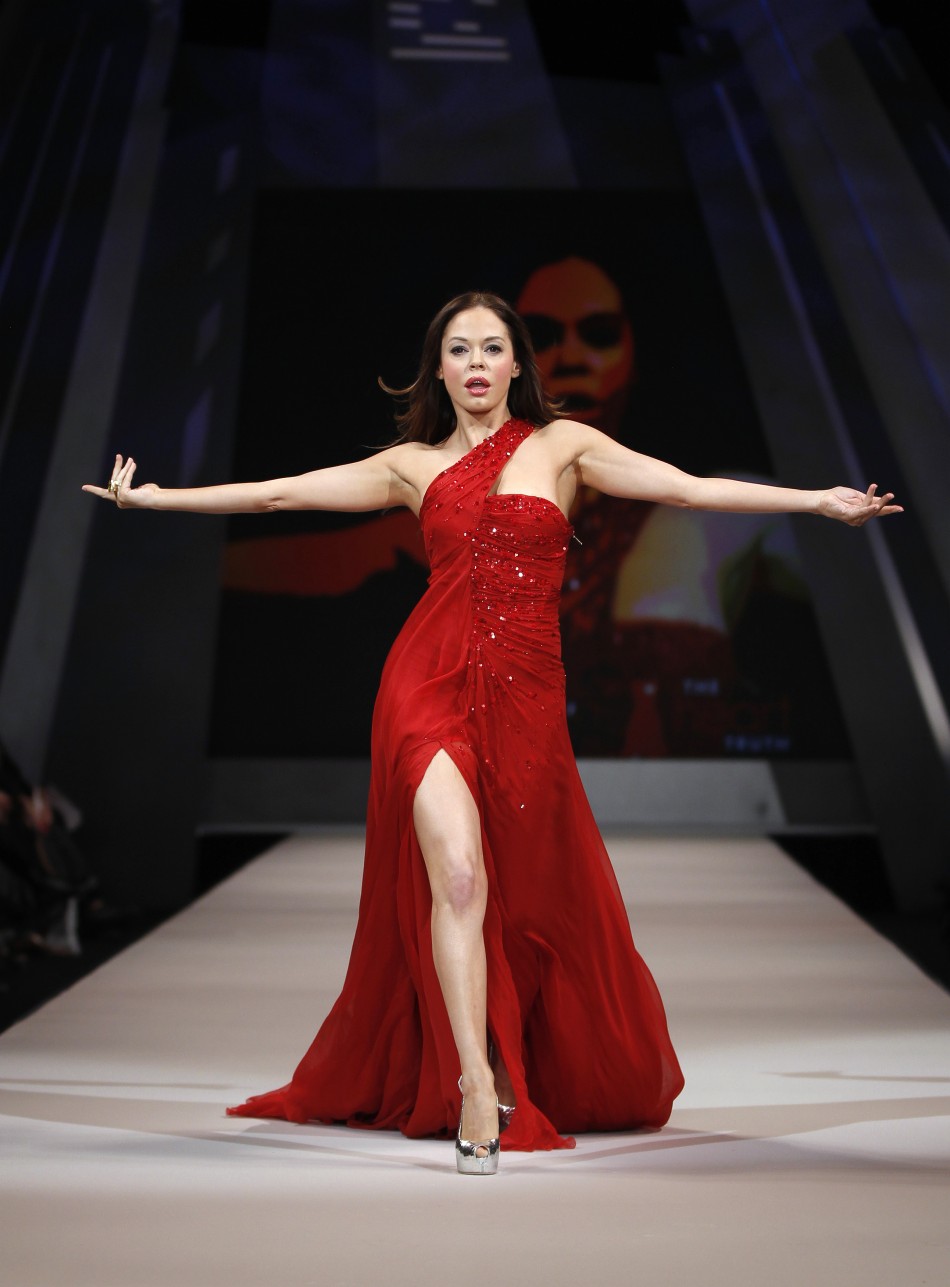 New York Fashion Week 2012: Red Rules at Celebrities’ Charity Catwalk
