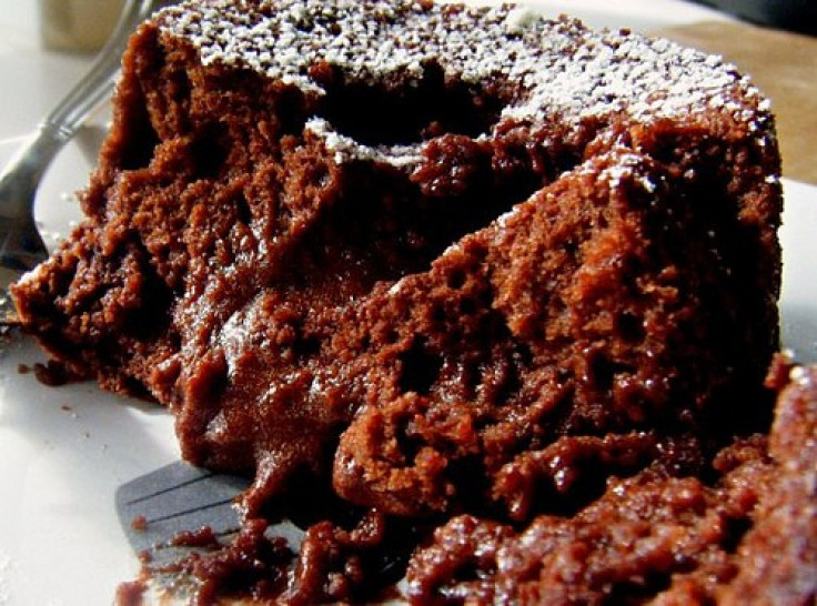 Chocolate Cake For Breakfast Helps Dieters Lose Weight