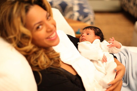 Mothers Day 2012: Beyonce, Angelina Jolie and Other Celebrity Moms with their Children