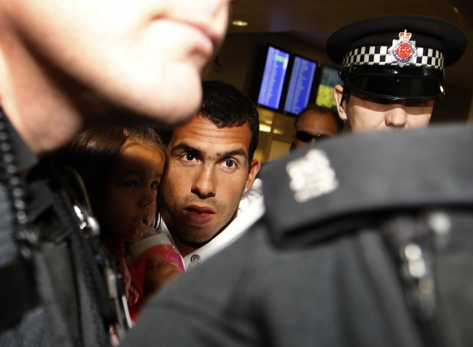Carlos Tevez Returns to Manchester