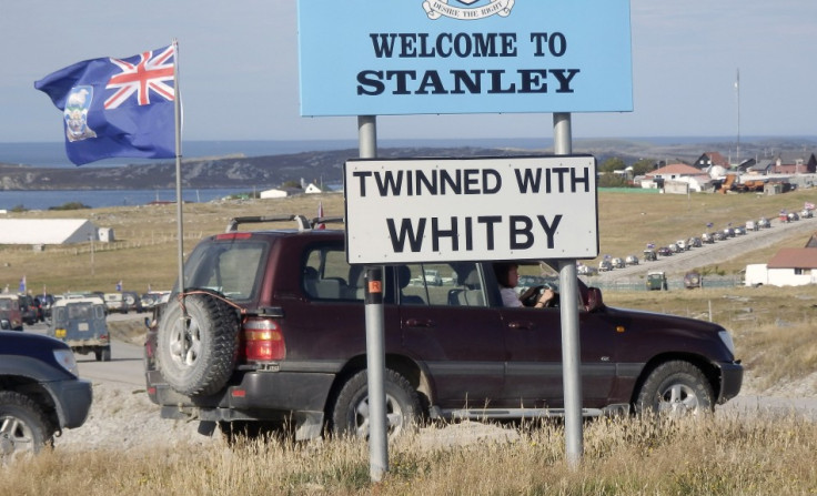 Falkland Islands residents show allegiance to Britain
