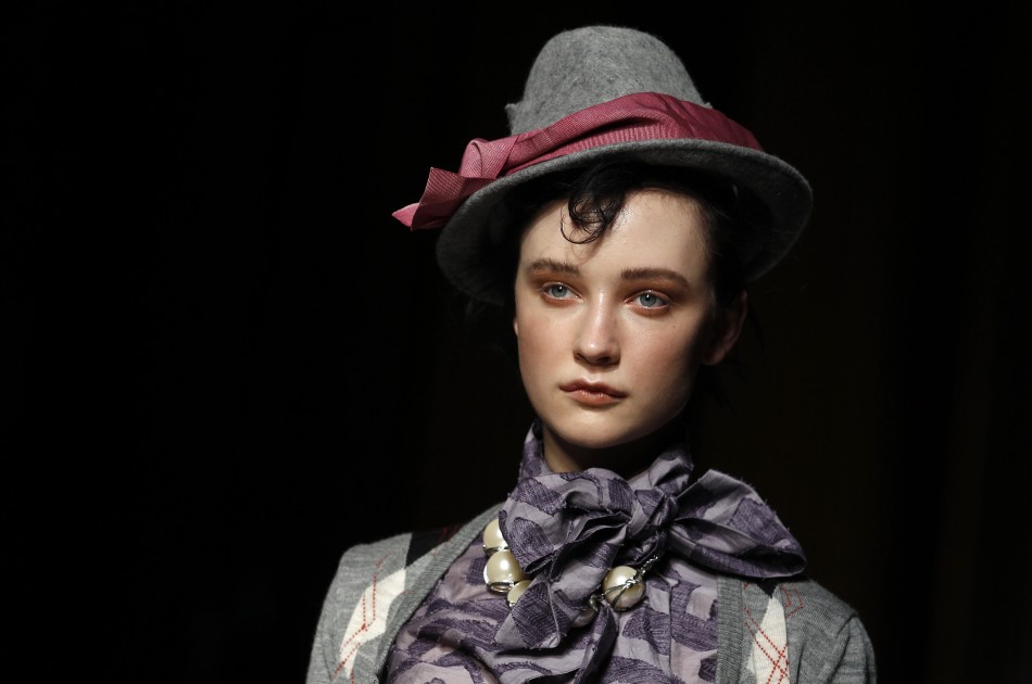 Mulberry, Vivienne Westwood Presents Standout Collections at Day 3 LFW