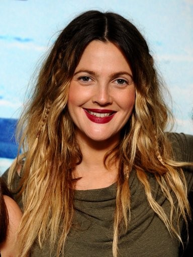 Drew Barrymore arriving for the world premiere of Going the Distance at the Vue Cinema, Leicester Square, London