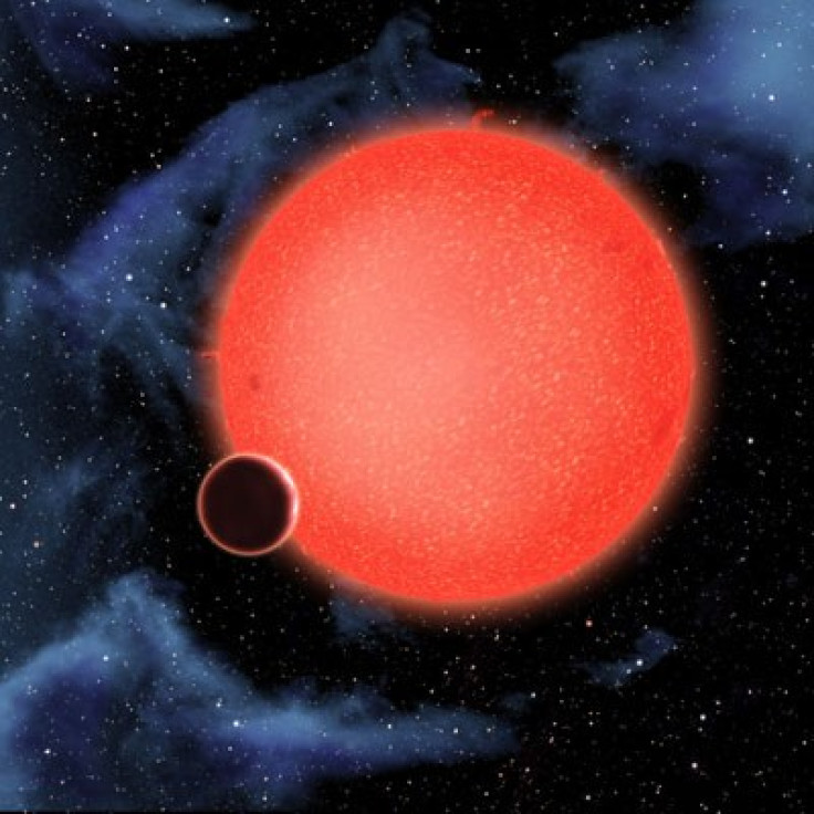 Astronomers Discover Super Earth That Contains Water