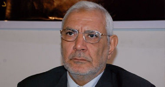 Abdel Moneim Aboul Fotouh attacked and beaten